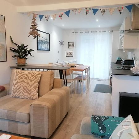 Starboard Side Brixham - Ideal Seaside Getaway With Parking ภายนอก รูปภาพ