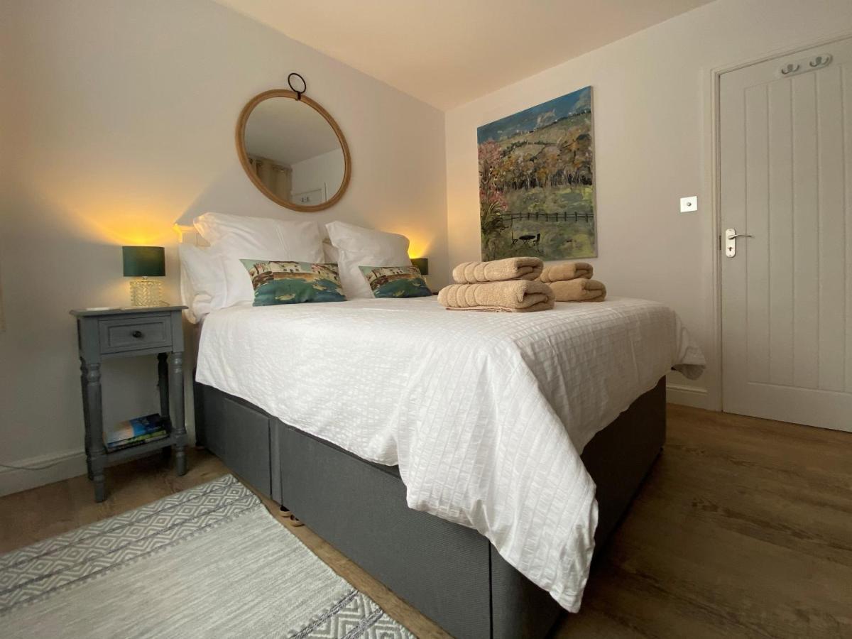 Starboard Side Brixham - Ideal Seaside Getaway With Parking ภายนอก รูปภาพ