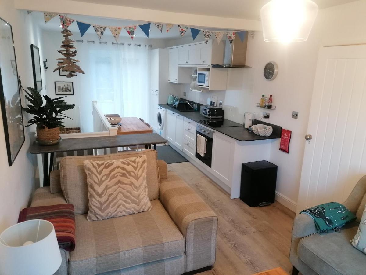 Starboard Side Brixham - Ideal Seaside Getaway With Parking ภายนอก รูปภาพ